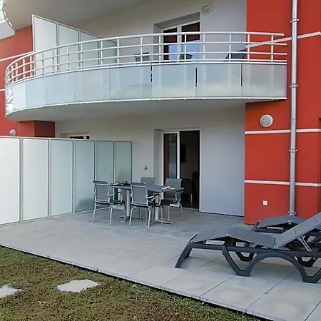 Ambroise Pare Aparthotel 4*