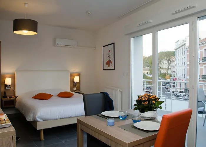 Résidence Ambroise Paré Aparthotel